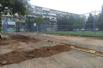 Počeli radovi na izgradnji dječijih igrališta u MZ Masline i Ulici Mitra Bakića Počeli radovi na izgradnji dječijih igrališta u MZ Masline i Ulici Mitra Bakića