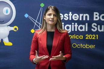 U toku četvrtog Digitalnog samita će biti razmjenjena digitalna iskustava u cilju unapređenja kvaliteta života građana U toku četvrtog Digitalnog samita će biti razmjenjena digitalna iskustava u cilju unapređenja kvaliteta života građana