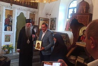 Dodik sa Joanikijem u Danilovgradu: Da nije bilo crkve ne bi bilo ni našeg naroda Dodik sa Joanikijem u Danilovgradu: Da nije bilo crkve ne bi bilo ni našeg naroda