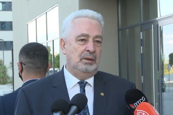 Krivokapić: Hvala Vojsci na svemu, ostajemo na evroatlantskom putu Krivokapić: Hvala Vojsci na svemu, ostajemo na evroatlantskom putu