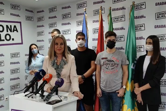 Jelušić: Borba za fotelje nije prioritet GP URA, ako naši partneri povlače potpis, neka nas obavijeste Jelušić: Borba za fotelje nije prioritet GP URA, ako naši partneri povlače potpis, neka nas obavijeste