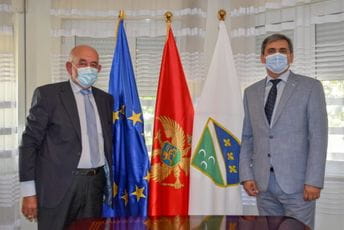 Ibrahimović razgovarao sa ambasadorom Grčke: Kroz razgovor i dijalog rješavati sva otvorena pitanja Ibrahimović razgovarao sa ambasadorom Grčke: Kroz razgovor i dijalog rješavati sva otvorena pitanja