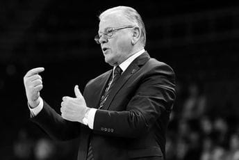 Đukanović uputio telegram povodom smrti Dušana - Dude Ivkovića Đukanović uputio telegram povodom smrti Dušana - Dude Ivkovića