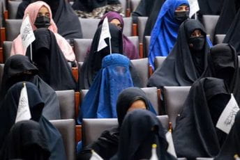 Naređenje talibana: Zaposlene žene da ostanu kod kuće Naređenje talibana: Zaposlene žene da ostanu kod kuće