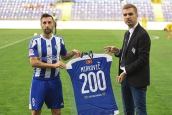 Mirković: 200 utakmica - lijep osjećaj, ali gorak ukus zbog poraza Mirković: 200 utakmica - lijep osjećaj, ali gorak ukus zbog poraza