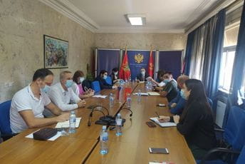 Sekulić će uputiti inicijativu u cilju formiranja posebne Međuresorske komisije za uništavanje droga Sekulić će uputiti inicijativu u cilju formiranja posebne Međuresorske komisije za uništavanje droga