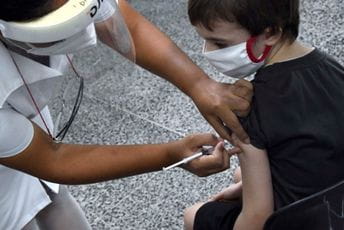 Kuba počela da vakciniše djecu od dvije godine Kuba počela da vakciniše djecu od dvije godine