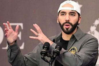 Predsjednik Salvadora na Tviteru sebi dodijelio titulu diktatora Predsjednik Salvadora na Tviteru sebi dodijelio titulu diktatora