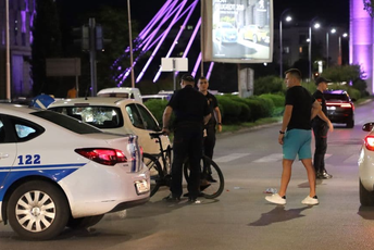 Oboren biciklista, prošao sa lakšim povredama Oboren biciklista, prošao sa lakšim povredama