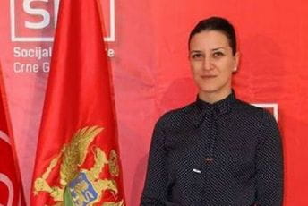 Raščanin Radičević: Umjesto da se približi značaj vakcinacije za zdravlje građana, šalje se poruka da možeš u Deltu ako budeš dobar Raščanin Radičević: Umjesto da se približi značaj vakcinacije za zdravlje građana, šalje se poruka da možeš u Deltu ako budeš dobar