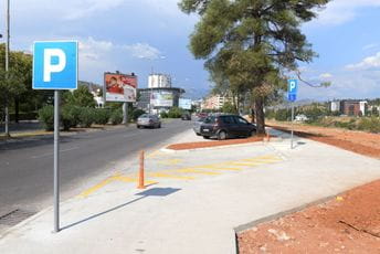 Besplatan parking naspram Ekonomskog fakulteta i u garaži u Ulici arhitekte Milana Popovića Besplatan parking naspram Ekonomskog fakulteta i u garaži u Ulici arhitekte Milana Popovića