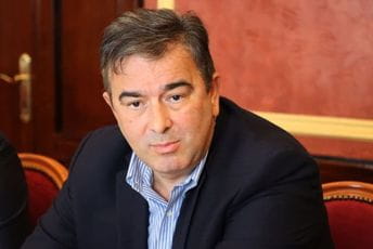 DF će tražiti da Medojević bude koordinator bezbjednosnih službi, za Abazovića - vanjski poslovi DF će tražiti da Medojević bude koordinator bezbjednosnih službi, za Abazovića - vanjski poslovi