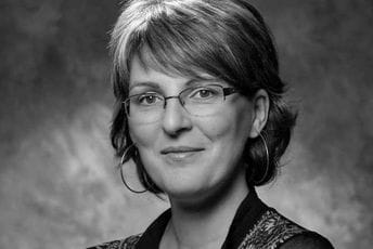 Preminula violinistkinja Ana Perazić Preminula violinistkinja Ana Perazić