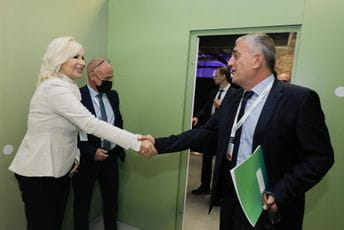 Bojanić na panelu Partnerstva za transatlantsku energetsku i klimatsku saradnju u Varšavi Bojanić na panelu Partnerstva za transatlantsku energetsku i klimatsku saradnju u Varšavi