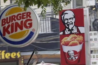 Građanima Novog Zelanda uz brzu hranu uskoro će biti nuđena i kovid vakcina Građanima Novog Zelanda uz brzu hranu uskoro će biti nuđena i kovid vakcina