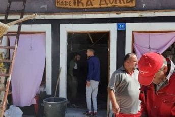 Eksplozija u centru Cetinja, uništen kafić Eksplozija u centru Cetinja, uništen kafić