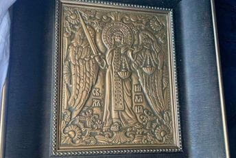 Podgoričanin uhapšen u Beogradu zbog krađe ikone Ikona “Sveti Arhangel Mihailo”