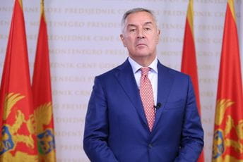 Đukanović: Samo slogom i uzajamnim uvažavanjem možemo nastaviti da gradimo prosperitetno društvo Đukanović: Samo slogom i uzajamnim uvažavanjem možemo nastaviti da gradimo prosperitetno društvo