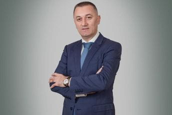 Gutić: Ucjenjivanje dominantan faktor, izbori djeluju kao jedino rješenje Gutić: Ucjenjivanje dominantan faktor, izbori djeluju kao jedino rješenje