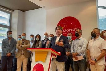 Radović: Careviću podnesi ostavku, pa ću i ja Radović: Careviću podnesi ostavku, pa ću i ja