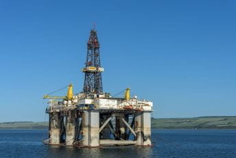 Ruska kompanija koja kod nas vrši istražno bušenje nafte postpeno će se povlačiti iz Crne Gore Ruska kompanija koja kod nas vrši istražno bušenje nafte postpeno će se povlačiti iz Crne Gore