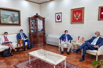 Kašćelan-Urban: Nastavak reformi i integracije prioriteti na kojima treba insistirati Kašćelan-Urban: Nastavak reformi i integracije prioriteti na kojima treba insistirati