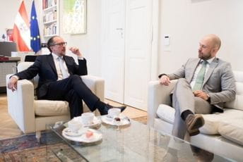 Radulović i Šalenberg u Beču: Pristupanje EU zadatak je cijele nacije, podjele rješavati dijalogom Radulović i Šalenberg u Beču: Pristupanje EU zadatak je cijele nacije, podjele rješavati dijalogom