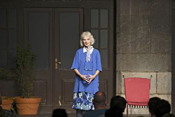 Vesna Pećanac hospitalizovana: Ima koronavirus i lom pet rebara Vesna Pećanac hospitalizovana: Ima koronavirus i lom pet rebara