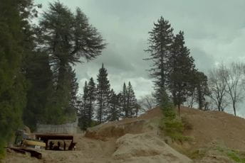 UnderhillFest: Večeras „Blizanci satkani od sna”, „Kroćenje vrta” i „U slavu kraljici” UnderhillFest: Večeras „Blizanci satkani od sna”, „Kroćenje vrta” i „U slavu kraljici”