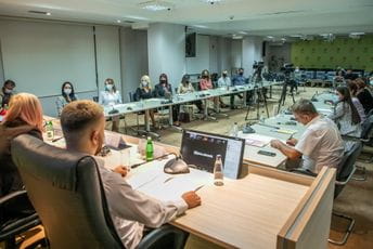 Prijedlog Zakona o rodnom identitetu baziran na samoodređenju primjer najbolje prakse i šansa da Crna Gora bude uzor drugima Prijedlog Zakona o rodnom identitetu baziran na samoodređenju primjer najbolje prakse i šansa da Crna Gora bude uzor drugima