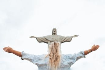 Dežulović: Kako je moja majka postala ateistkinja Dežulović: Kako je moja majka postala ateistkinja