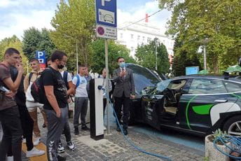 Podgorica: Smart City koncept predstavljen srednjoškolcima Podgorica: Smart City koncept predstavljen srednjoškolcima