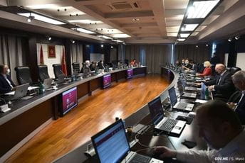 Crni bilans i bijela kuga Crni bilans i bijela kuga