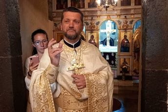 Perović: Organizovani navijači Crne Gore detektuju svakoga ko nije iz bivše vlasti Perović: Organizovani navijači Crne Gore detektuju svakoga ko nije iz bivše vlasti