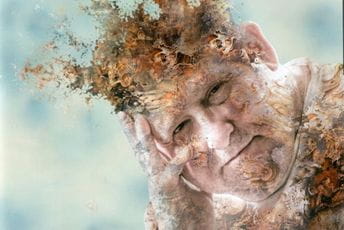 Održali minut ćutanja za slikara, a on se pojavio na izložbi Održali minut ćutanja za slikara, a on se pojavio na izložbi