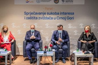 Zviždačima pružiti adekvatnu zaštitu revidiranjem Zakona o sprečavanju korupcije Zviždačima pružiti adekvatnu zaštitu revidiranjem Zakona o sprečavanju korupcije