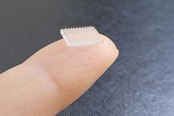 Naučnici razvili flaster-vakcinu Naučnici razvili flaster-vakcinu