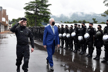 Krivokapić: Policija da nastavi da efikasno i profesionalno obavlja zadatke Krivokapić: Policija da nastavi da efikasno i profesionalno obavlja zadatke