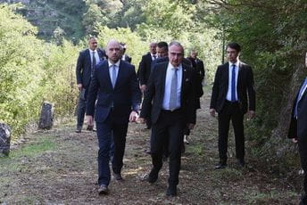 Radulović i Grlić Radman: Crna Gora u miru sa svima, radi mira u sebi Radulović i Grlić Radman: Crna Gora u miru sa svima, radi mira u sebi