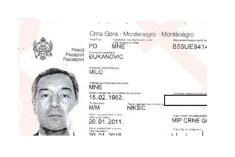 MANS objavio fotografiju Đukanovića koja dokazuje da nije bio javni funkcioner kada je osnivao trast MANS objavio fotografiju Đukanovića koja dokazuje da nije bio javni funkcioner kada je osnivao trast
