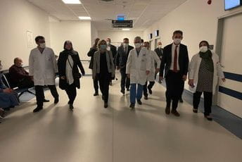Borovinić-Bojović obišla najveću bolnicu u Turskoj i Evropi Borovinić-Bojović obišla najveću bolnicu u Turskoj i Evropi