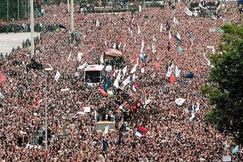 Na današnji dan: Petooktobarska revolucija i kraj vladavine Slobodana Miloševića
