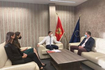 Begović: EYCA pravi primjer brige o omladini Begović: EYCA pravi primjer brige o omladini