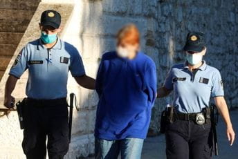 Za smrt dječaka krive sektu, guru tvrdi “mi smo ljudi kao i vi” Za smrt dječaka krive sektu, guru tvrdi “mi smo ljudi kao i vi”