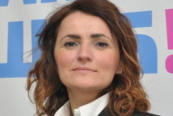 Krivokapić smijenio doskorašnju saradnicu i iz Savjeta Krivokapić smijenio doskorašnju saradnicu i iz Savjeta