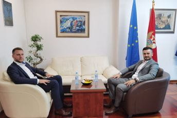 Harasani i Vuković: Uložiti maksimalne napore u cilju suzbijanja sive ekonomije i širenja epidemije Harasani i Vuković: Uložiti maksimalne napore u cilju suzbijanja sive ekonomije i širenja epidemije