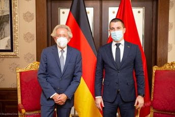 Holthof-Fertner: Bečić je pokazao da u zemlji postoje ljudi spremni da se suprotstave polarizaciji Holthof-Fertner: Bečić je pokazao da u zemlji postoje ljudi spremni da se suprotstave polarizaciji