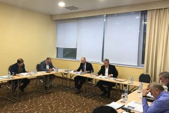 Radulović: U Leksikonu diplomatije Crne Gore ispisali ste istoriju Radulović: U Leksikonu diplomatije Crne Gore ispisali ste istoriju