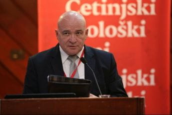 Kad će CANU stati u odbranu crnogorskog jezika? dr Mječislav Đekonjski