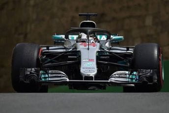 Hamilton najbrži u kvalifikacijama, ali startuje sa 11. pozicije Hamilton najbrži u kvalifikacijama, ali startuje sa 11. pozicije